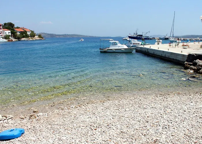 With Parking Space Sali, Dugi Otok - 8137 Daire Sali