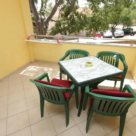 Appartement With Parking Space Sali, Dugi Otok - 8137